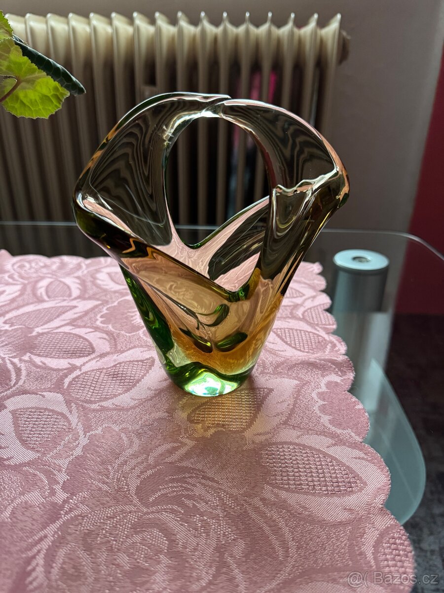 Zelená váza /košík