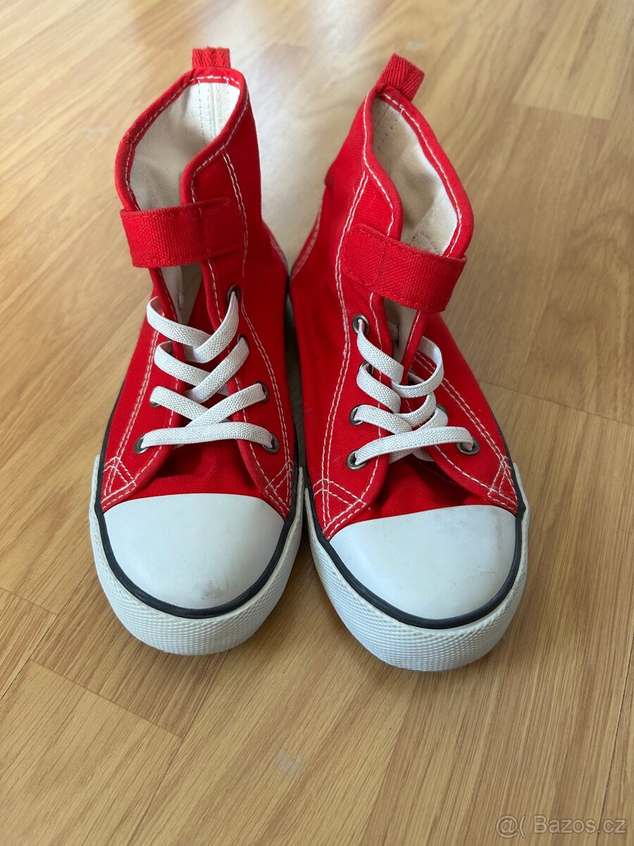 Dětské boty vel 31. Converse