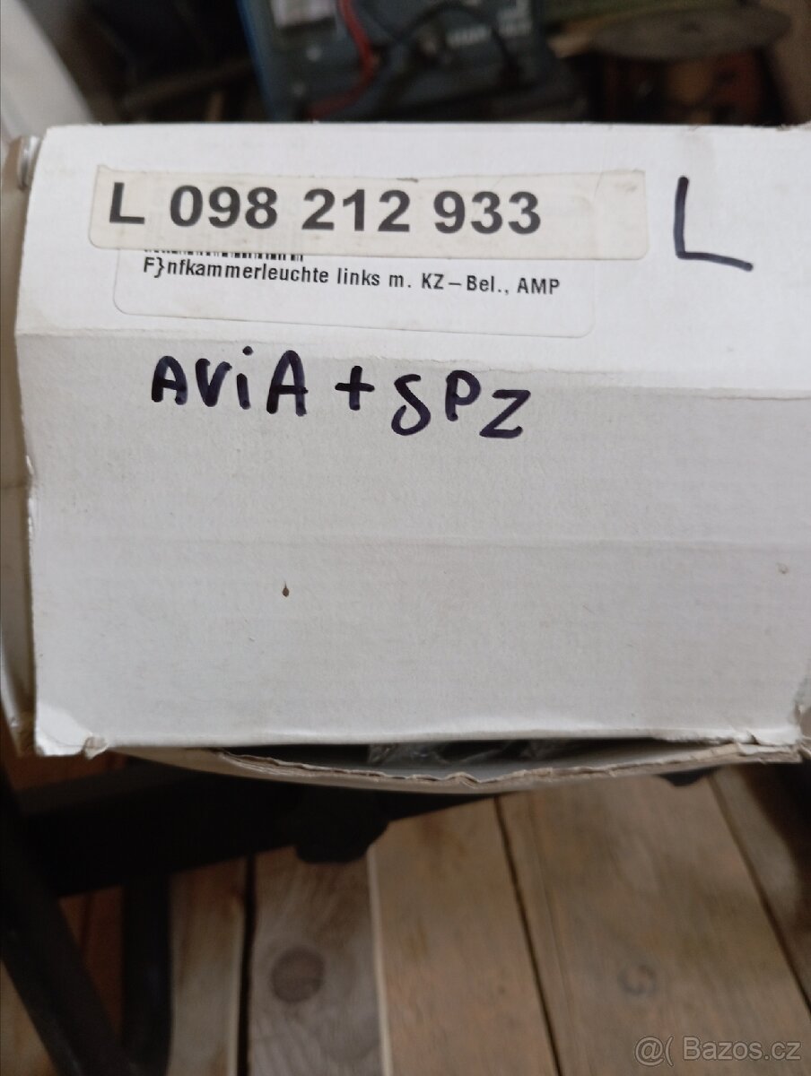 Prodám zadní světlo.