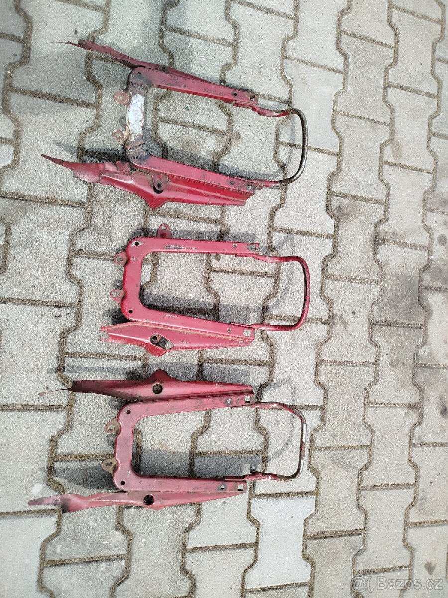 Podsedlový plech Jawa
