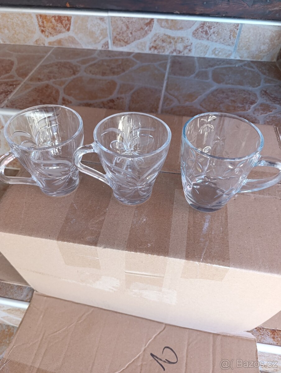Sklo na kafe ,čaj