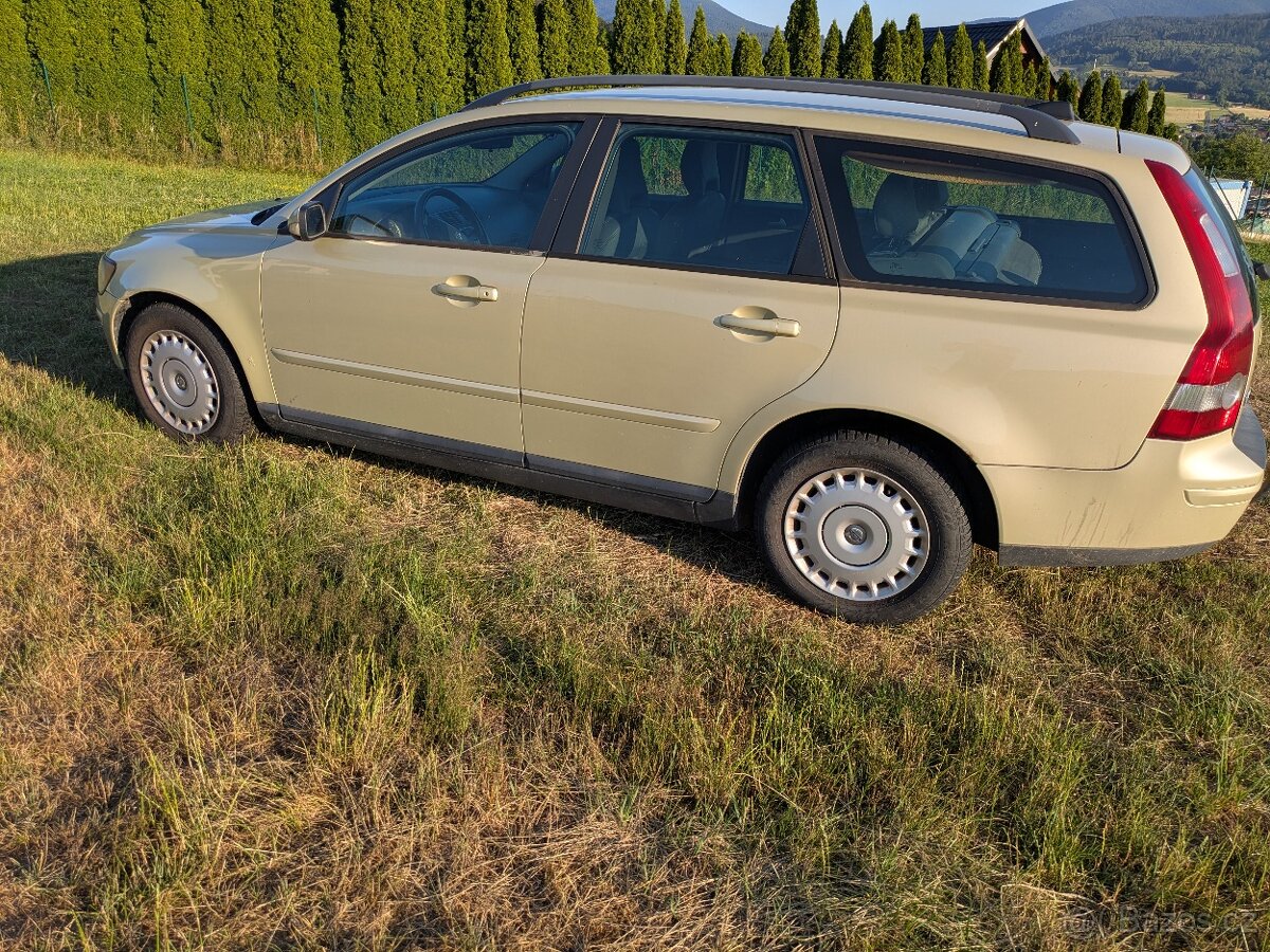 Volvo V50