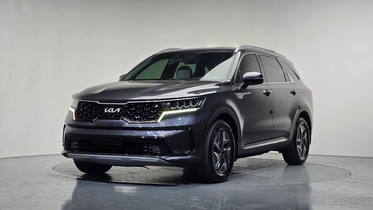 2022 KIA SORENTO 1.6 HEV 4WD 7 miest