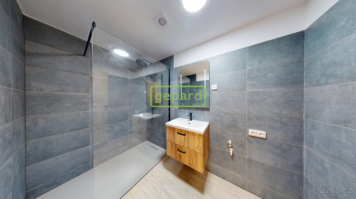 Prodej bytu 3+1 68 m² Sídliště pionýrů, Úštěk