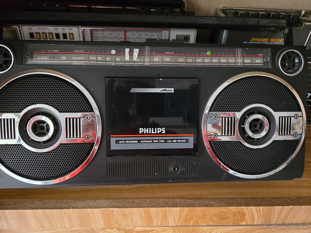 Philips D8050