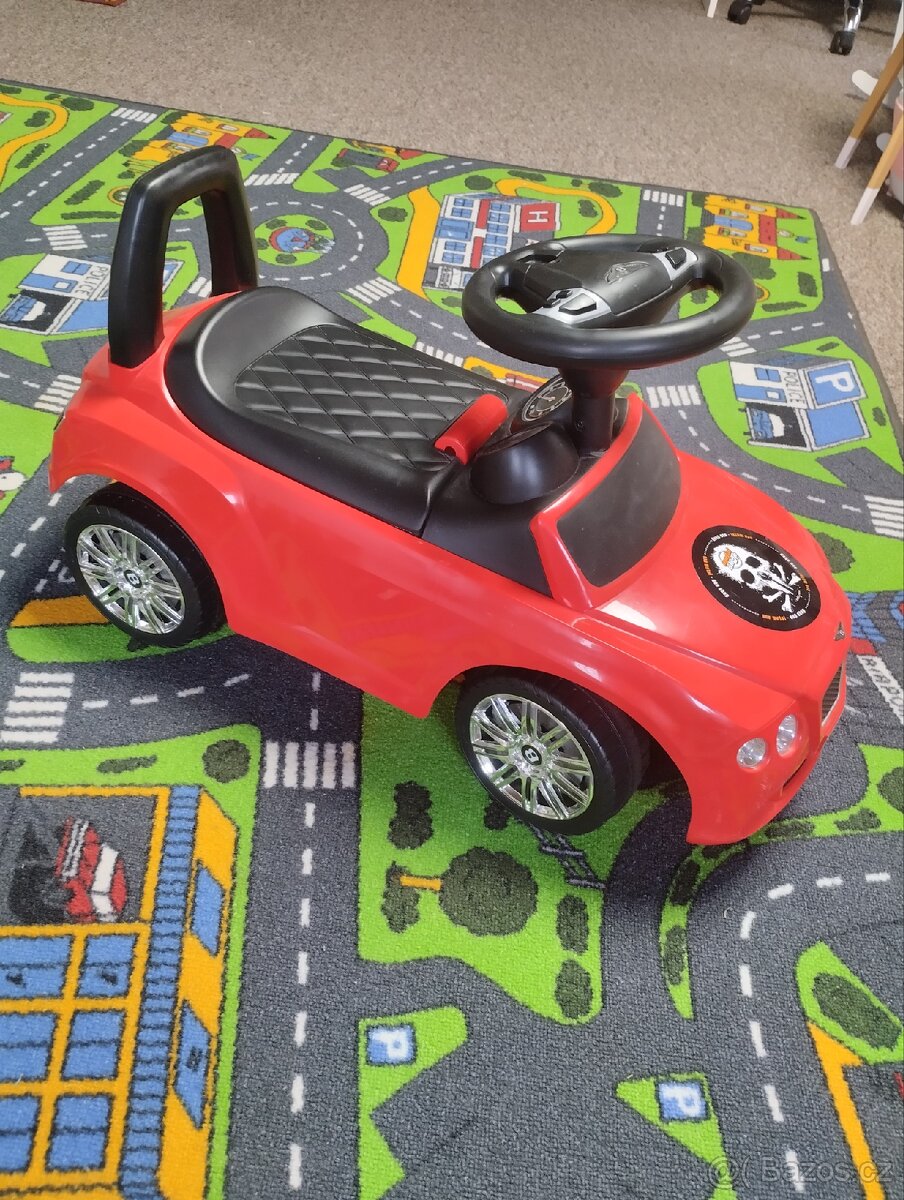 Odrážedlo auto