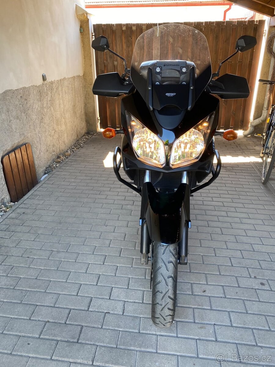 Suzuki V-strom DL 650