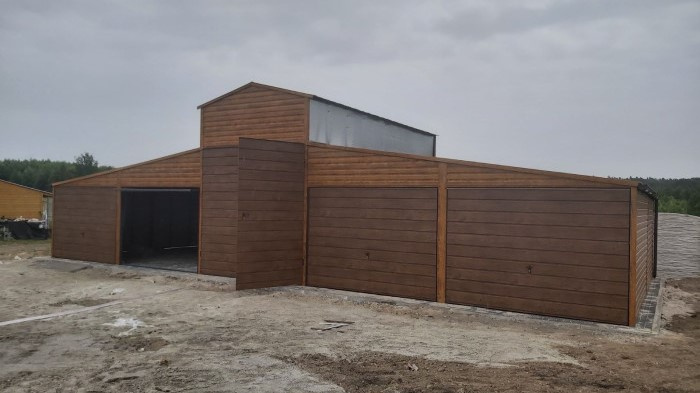 Garáž 15x6 se světlíkem
