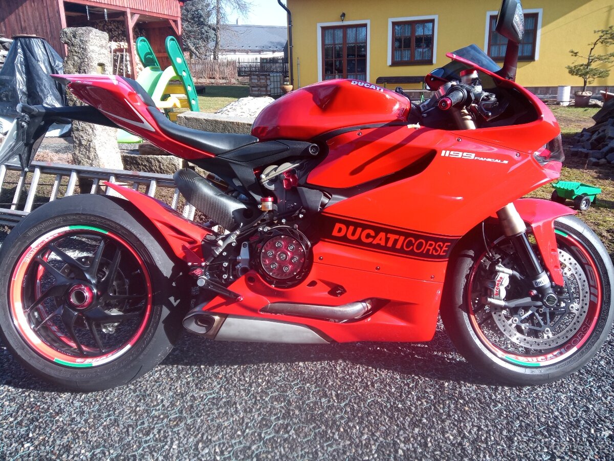 DUCATI PANIGALE 1199