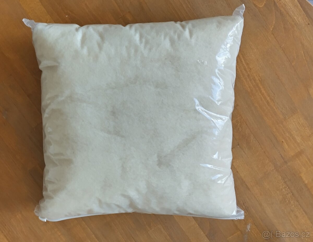 NOVÝ Vlněný polštář merino 35 x 35 cm