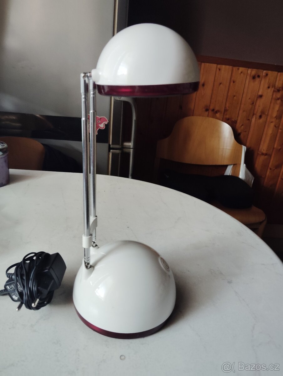 Lampička LUMMAX