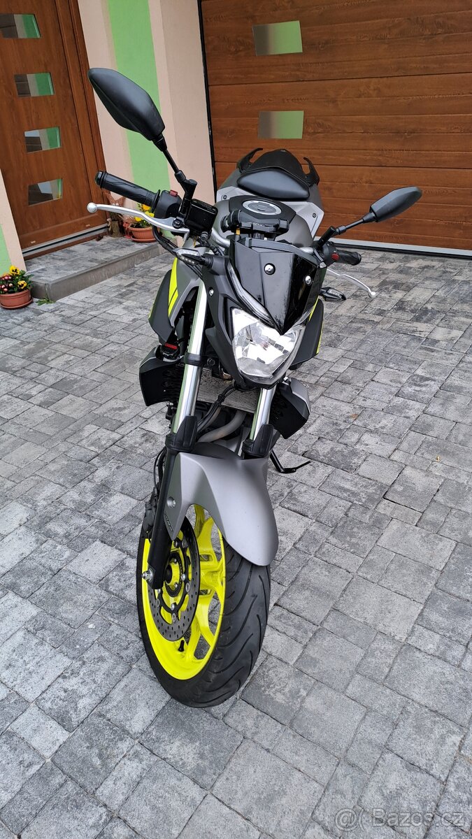 Yamaha MT-03