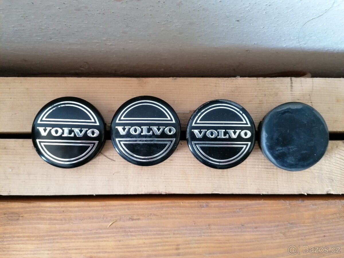 Středové krytky kol / pokličky - Volvo