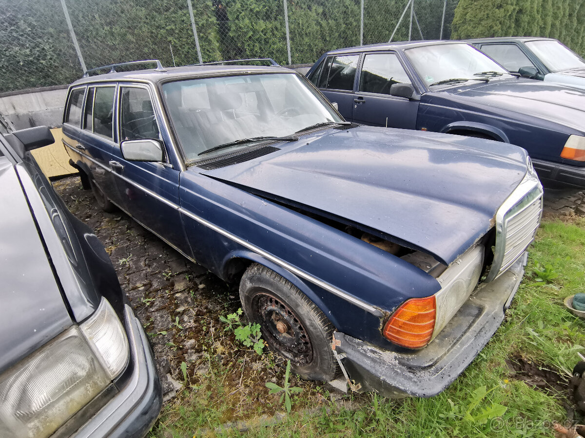 Mercedes S123 300D
