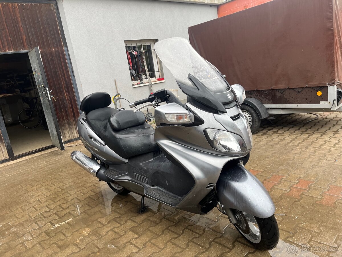 Suzuki burgman an 650 executive