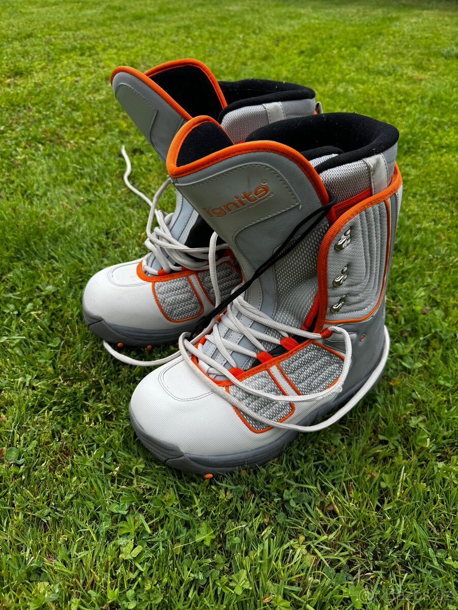 snow board boty ignite vel.44