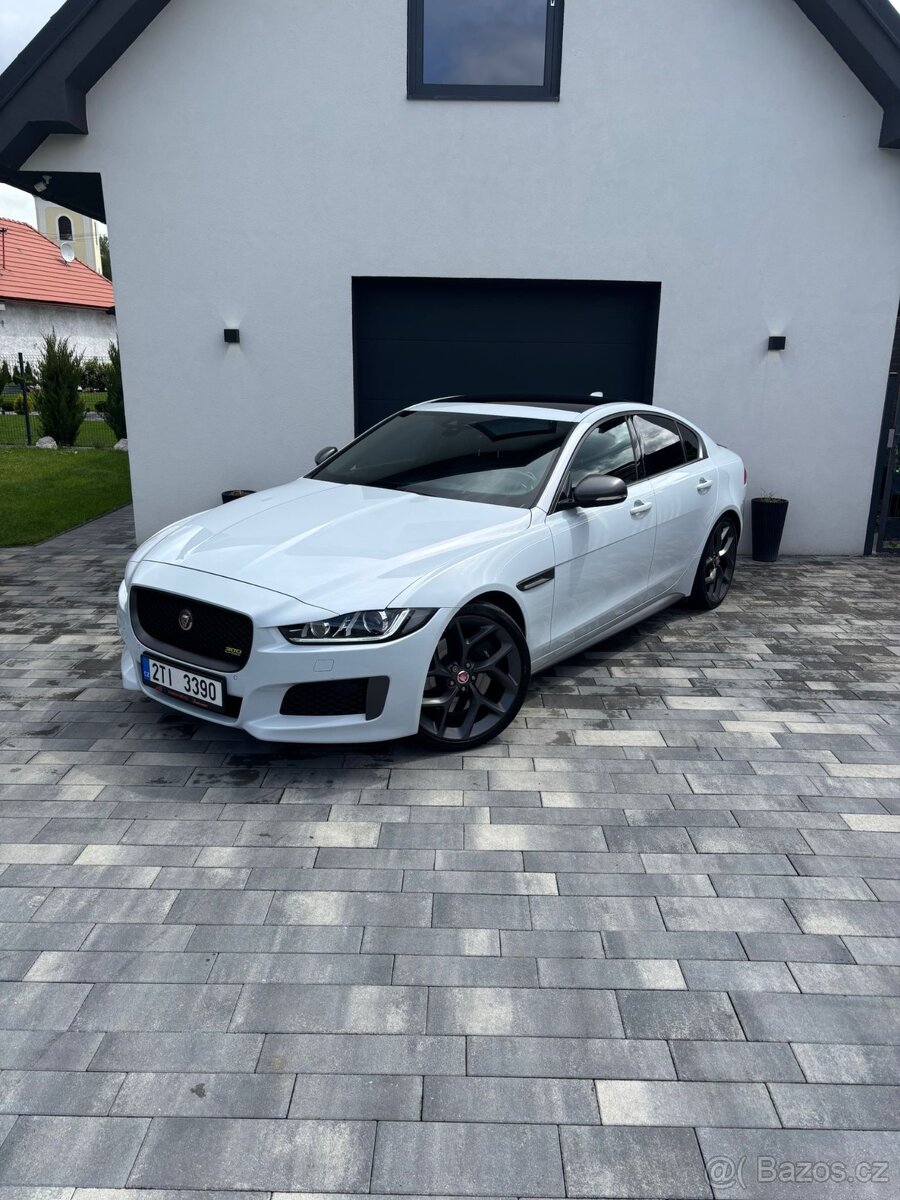 JAGUAR XE P300 2.0 L, AUTOMAT, 221 KW, R.V. 09/2018