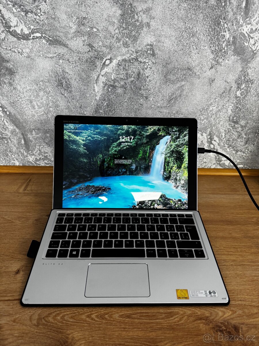 Dotykový HP Elite x2 1012 G2