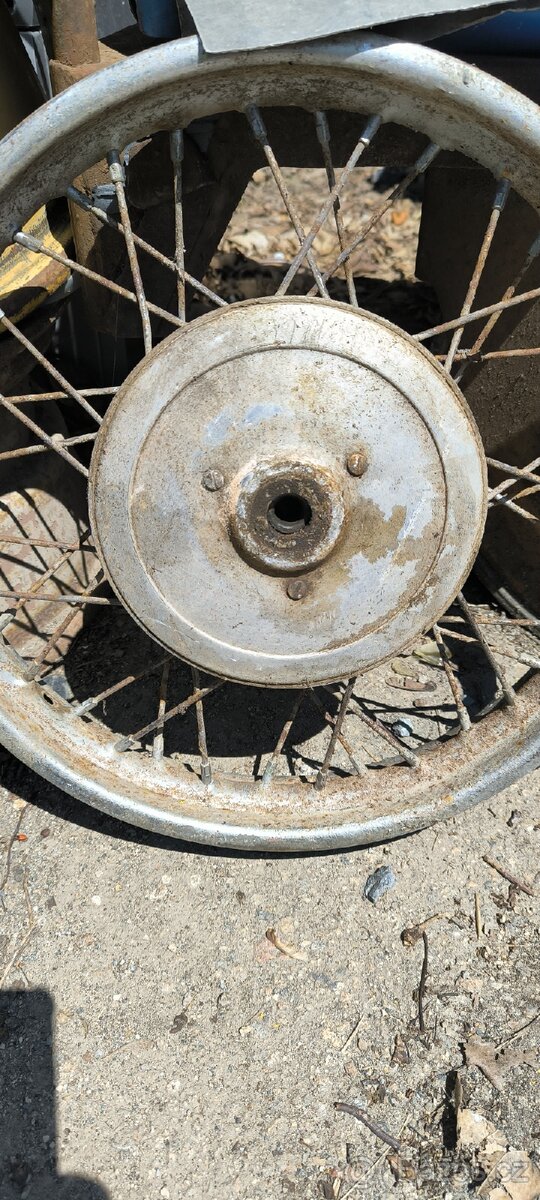 Kolo Jawa 500