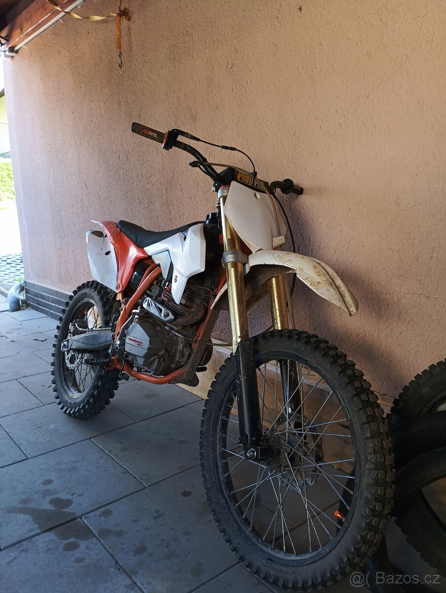 Minirocket 250 4t