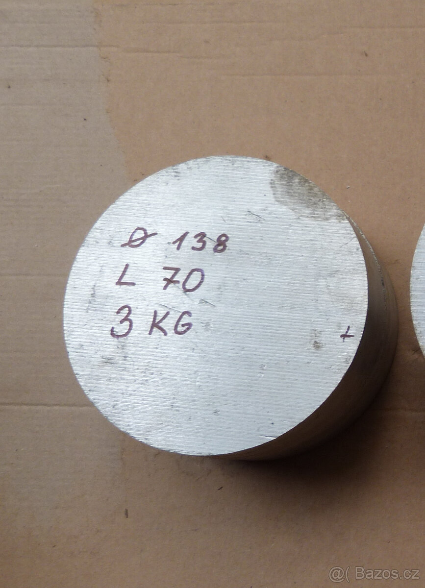 Hliník kulatina pr. 138mmx70mm