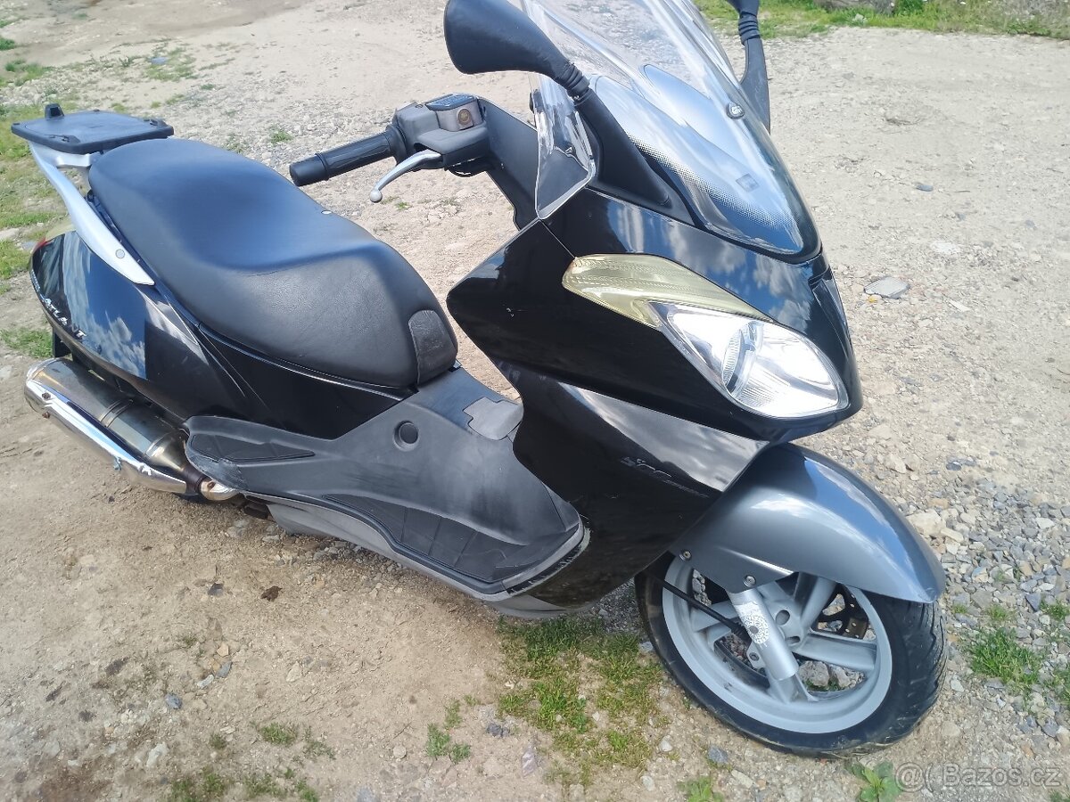Aprilia atlantic 500