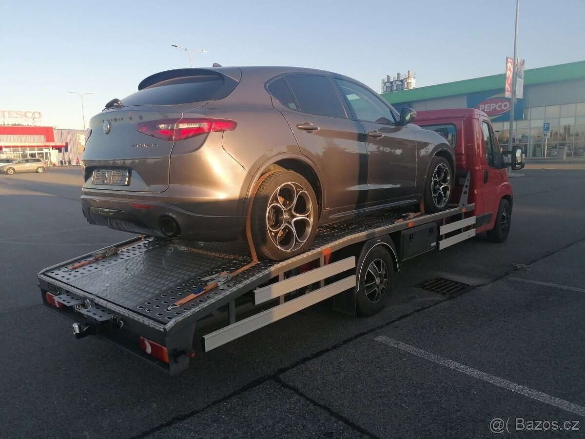 Koupím Giulia, Stelvio - i poškozené
