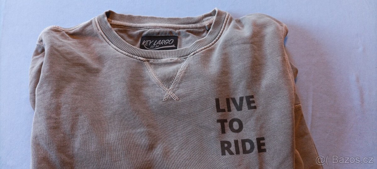 Chlapecká Mikina vel. M