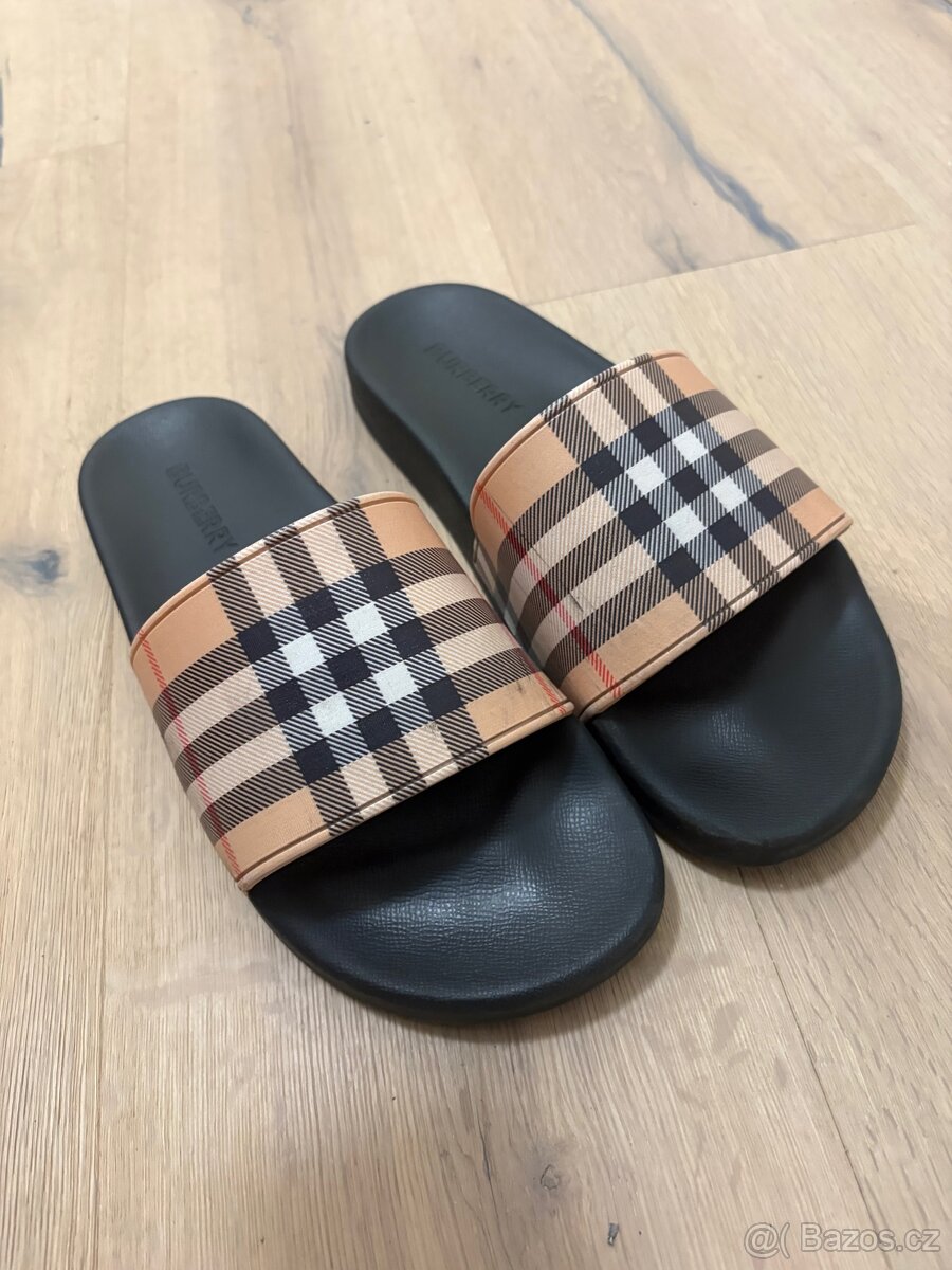 Burberry slides