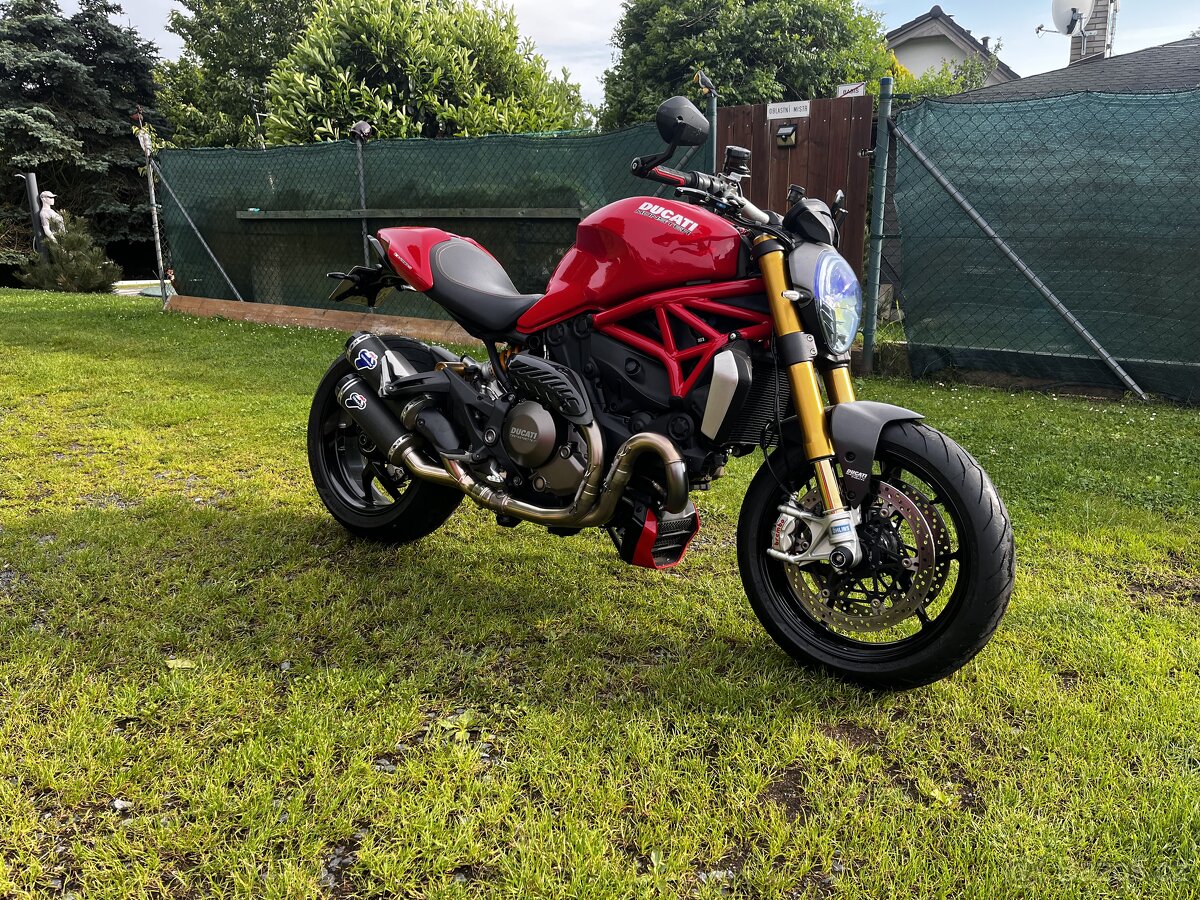 Ducati monster 1200s