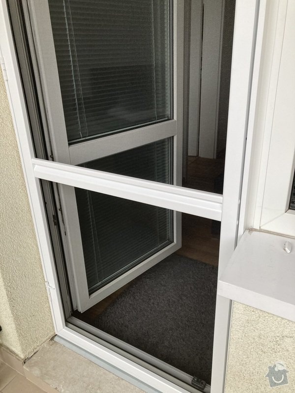 Síť do balkónových dveří 235×80