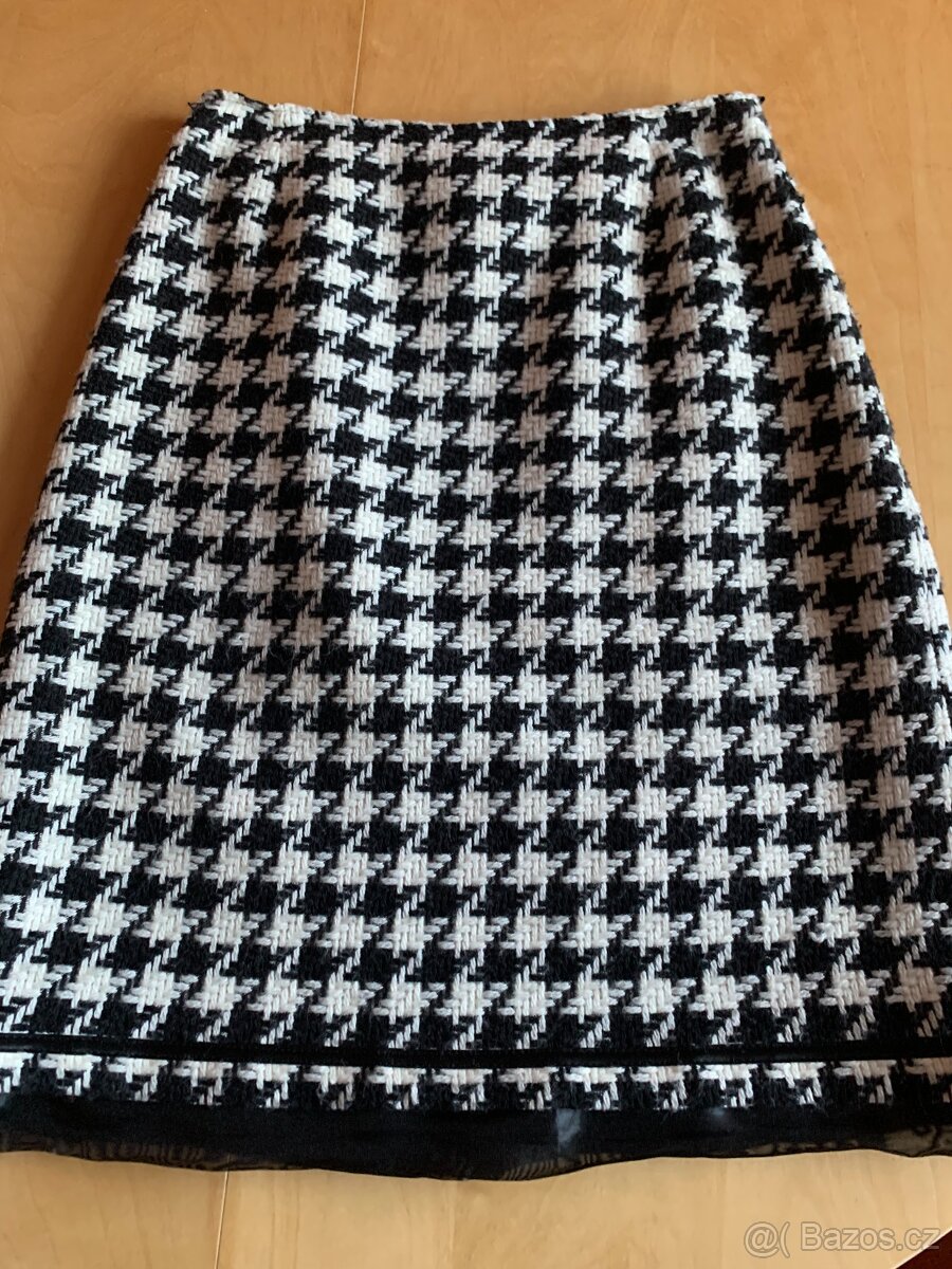 černobílá značková sukně - vel. S/M