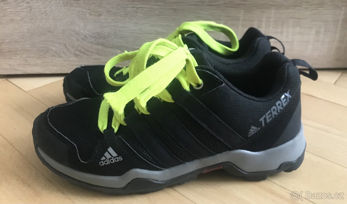 Boty Adidas Terrex, vel. 34