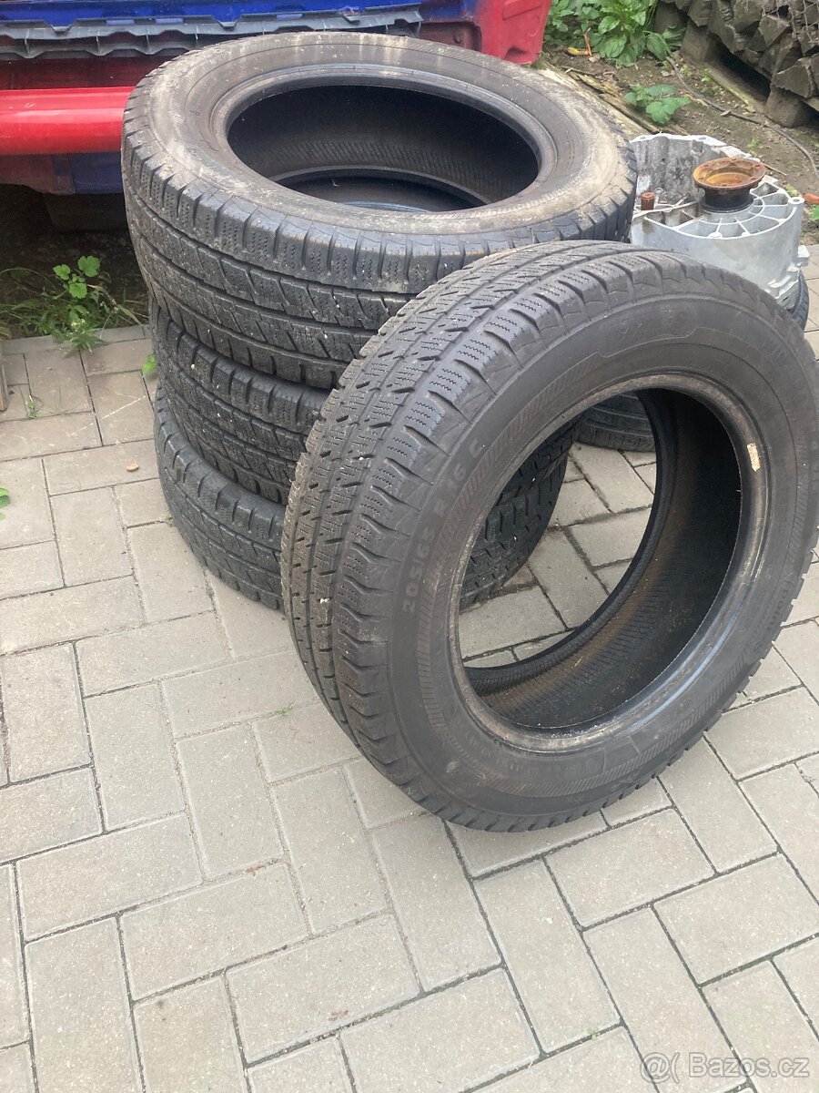 Zimní pneu 205/65R16 C
