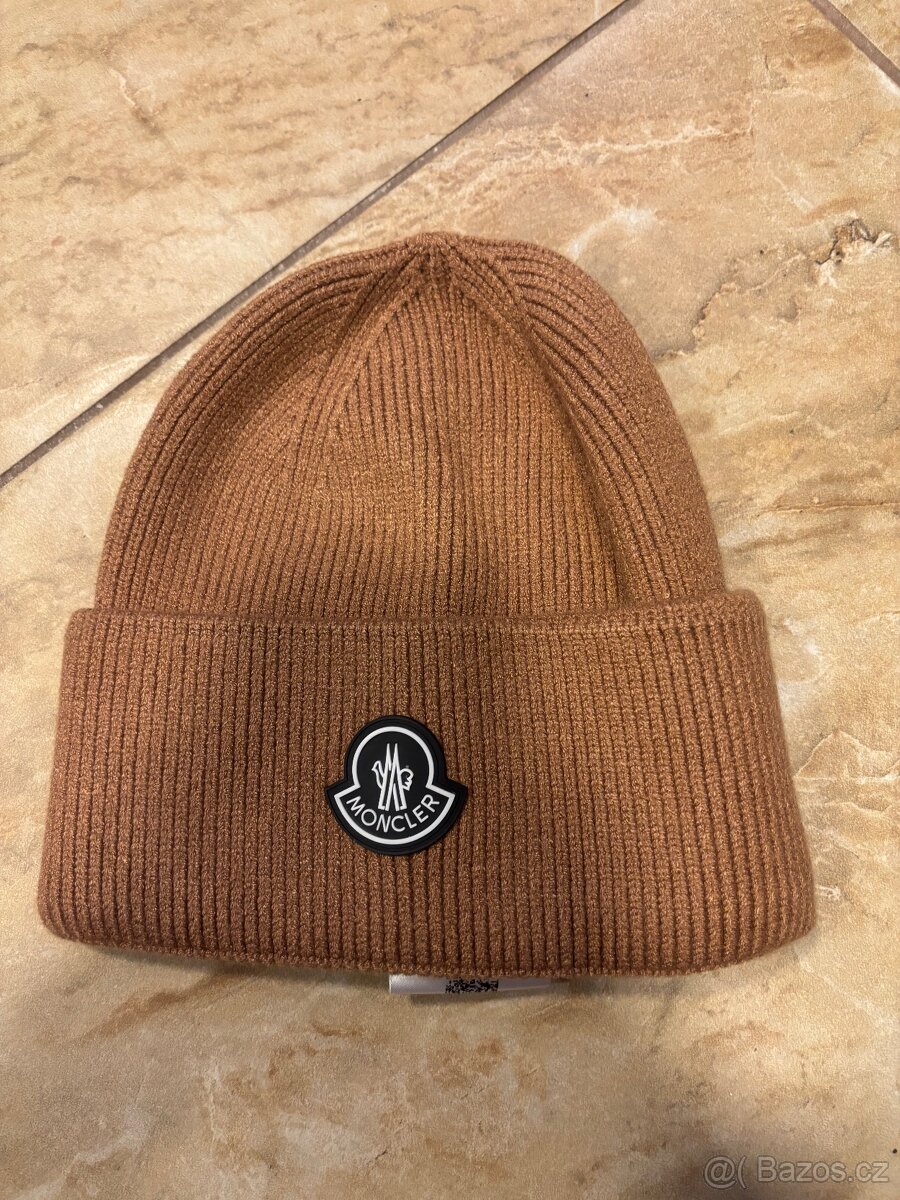 Čepice Moncler