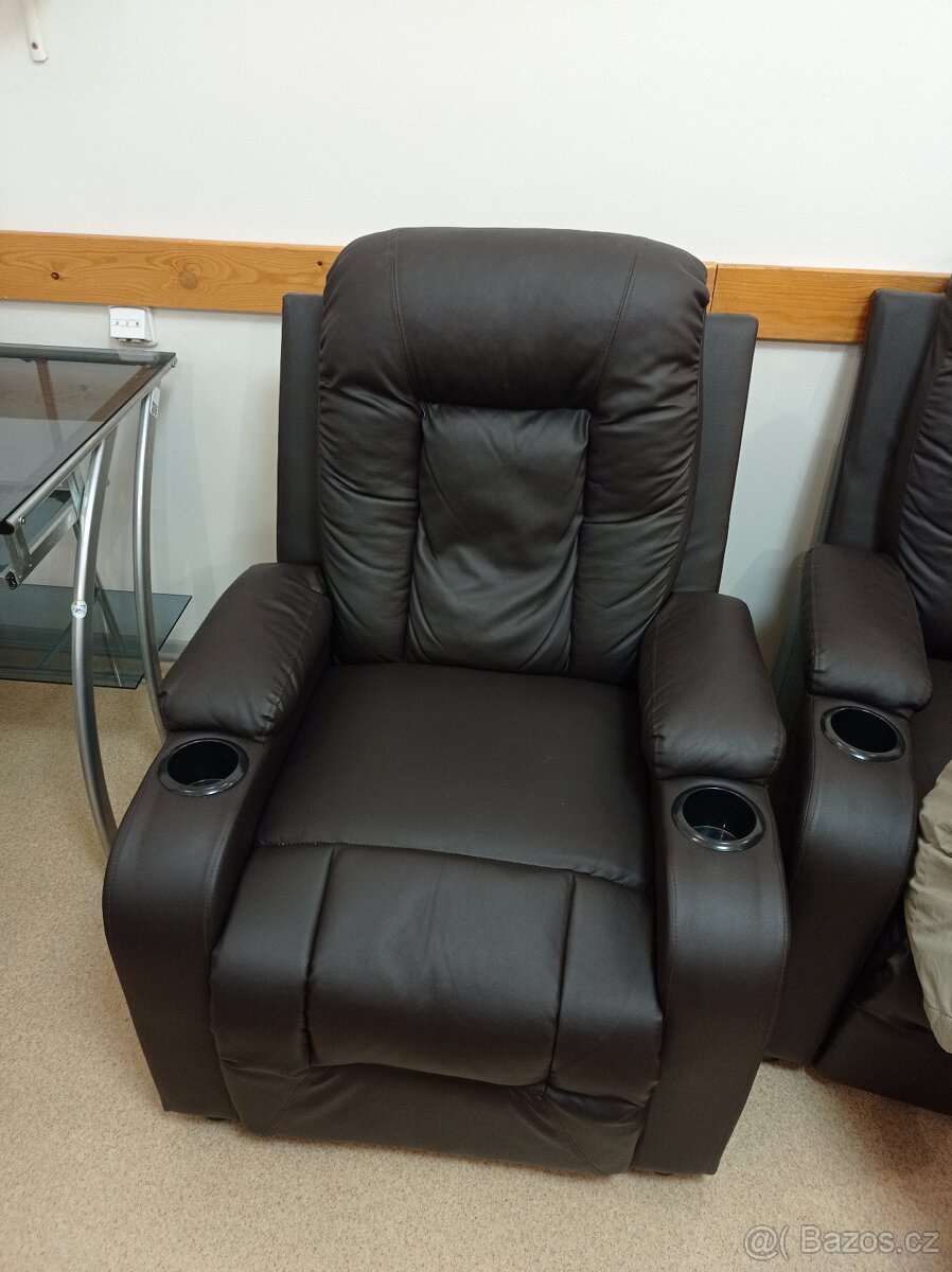 relaxační polohovací křeslo koženkové