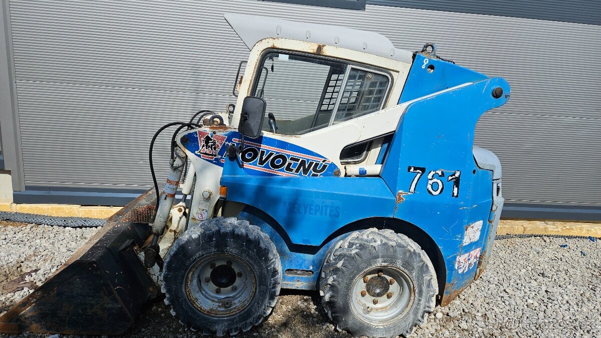 Šmykovy naakladač novotny 761(locust /unc/bobcat)