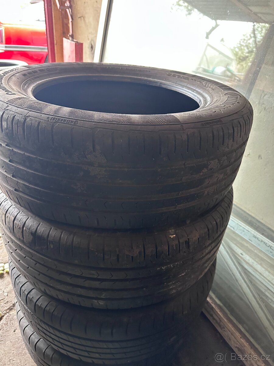 2ks letních pneu 225/60 R17 - Continental