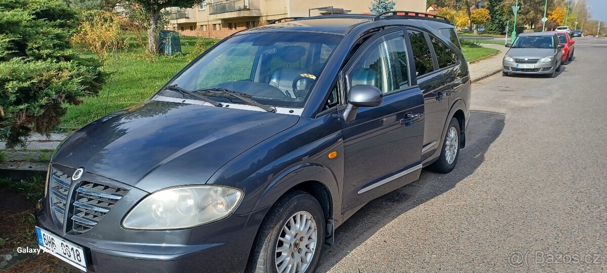 Prodam SSANGYONG RODIUS CAMPER