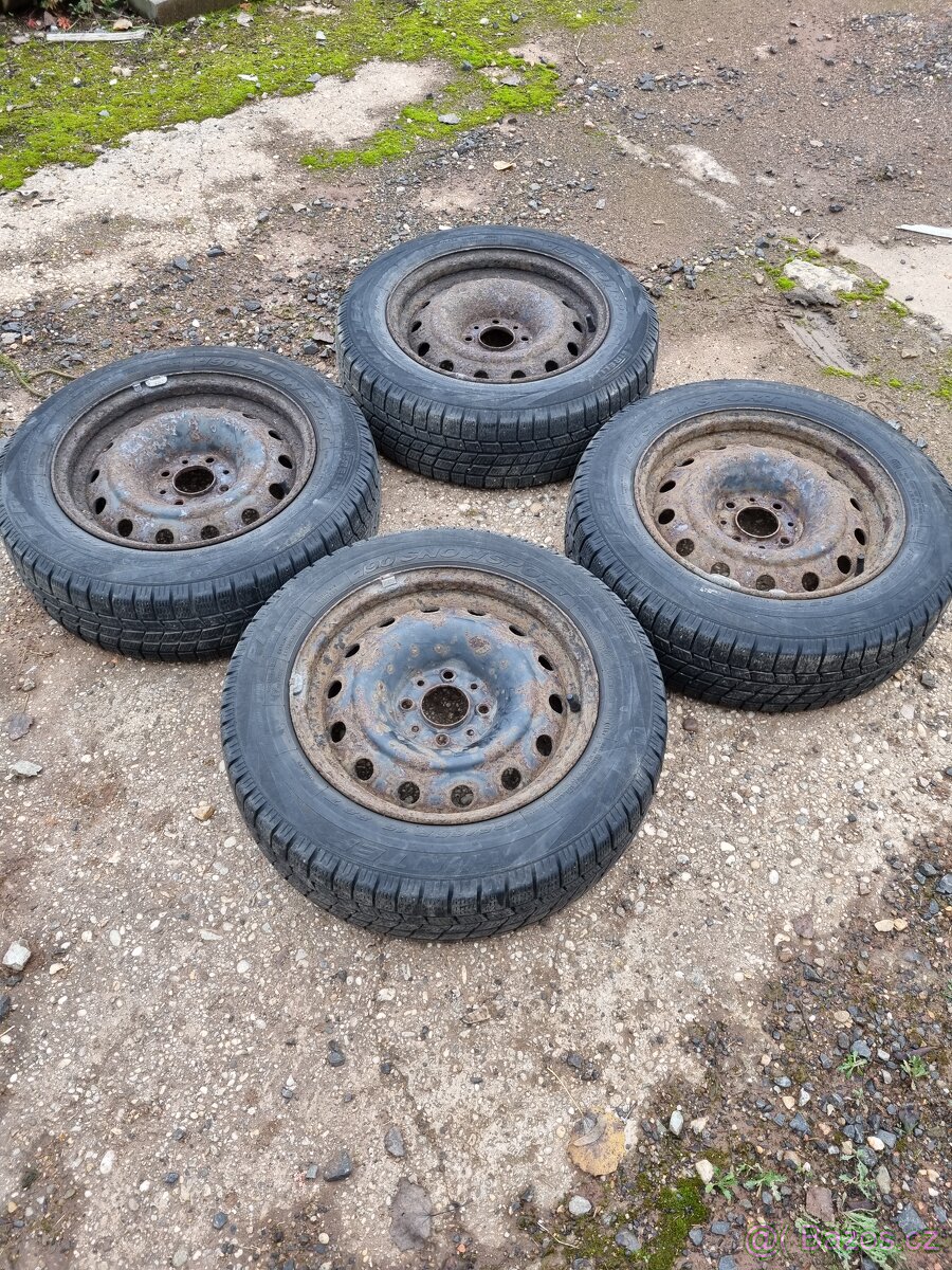 Prodám zimní pneu na VW Golf 7