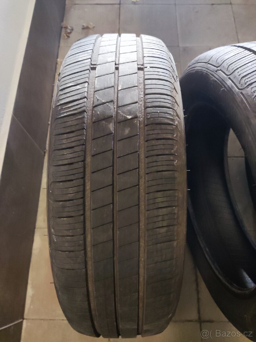 Letní pneu GOODYEAR 195/60 R18, 4 kusy.