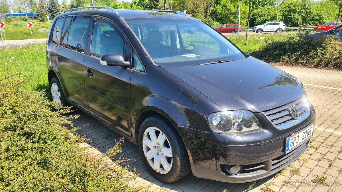 VW Touran 2.0 Tdi 103 kW, BKD DSG