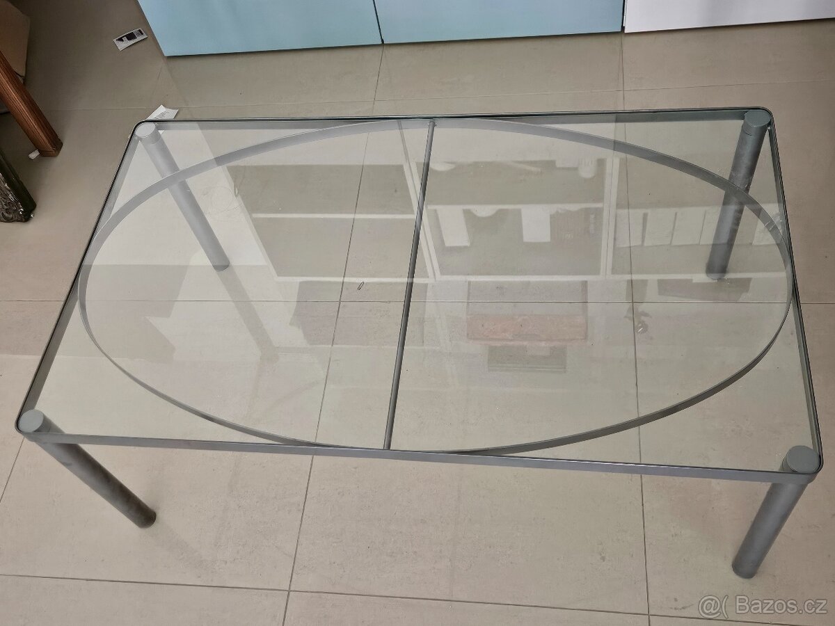 Konferenční stolek IKEA