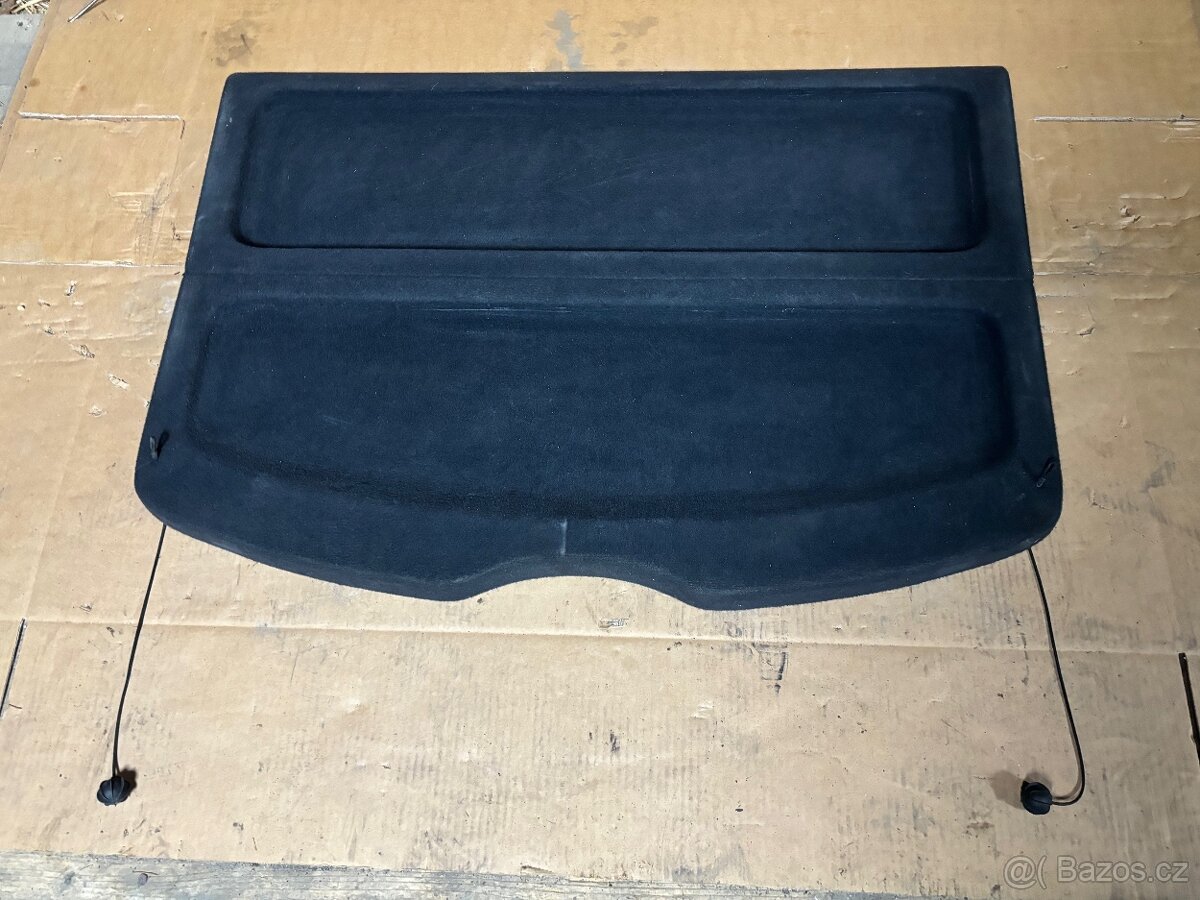 Octavia 2 plato do kufru liftback 1Z5 867 769