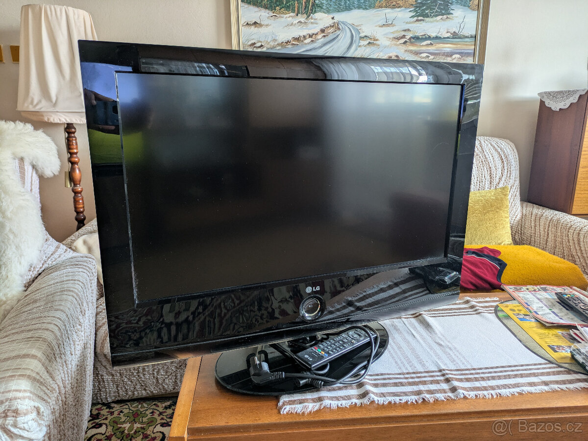 Televize LG 32" 82cm fullHD