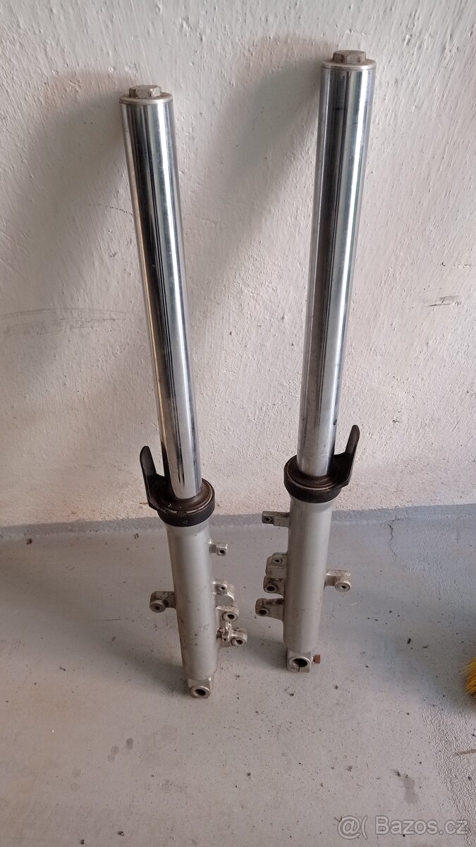 Prodám přední tlumiče Sv 650