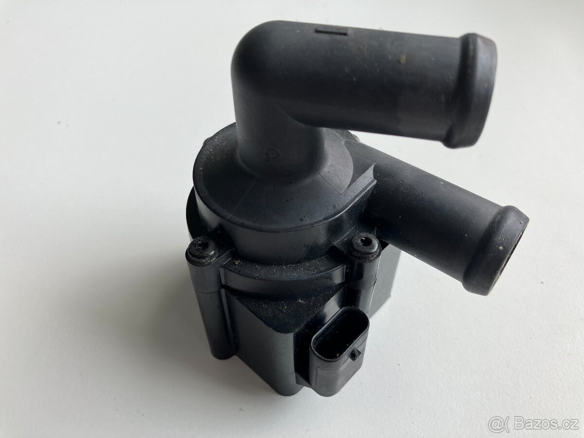 Přídavné vodní čerpadlo 5N0965561A 1.6 TDI CR, 2.0 TDI CR