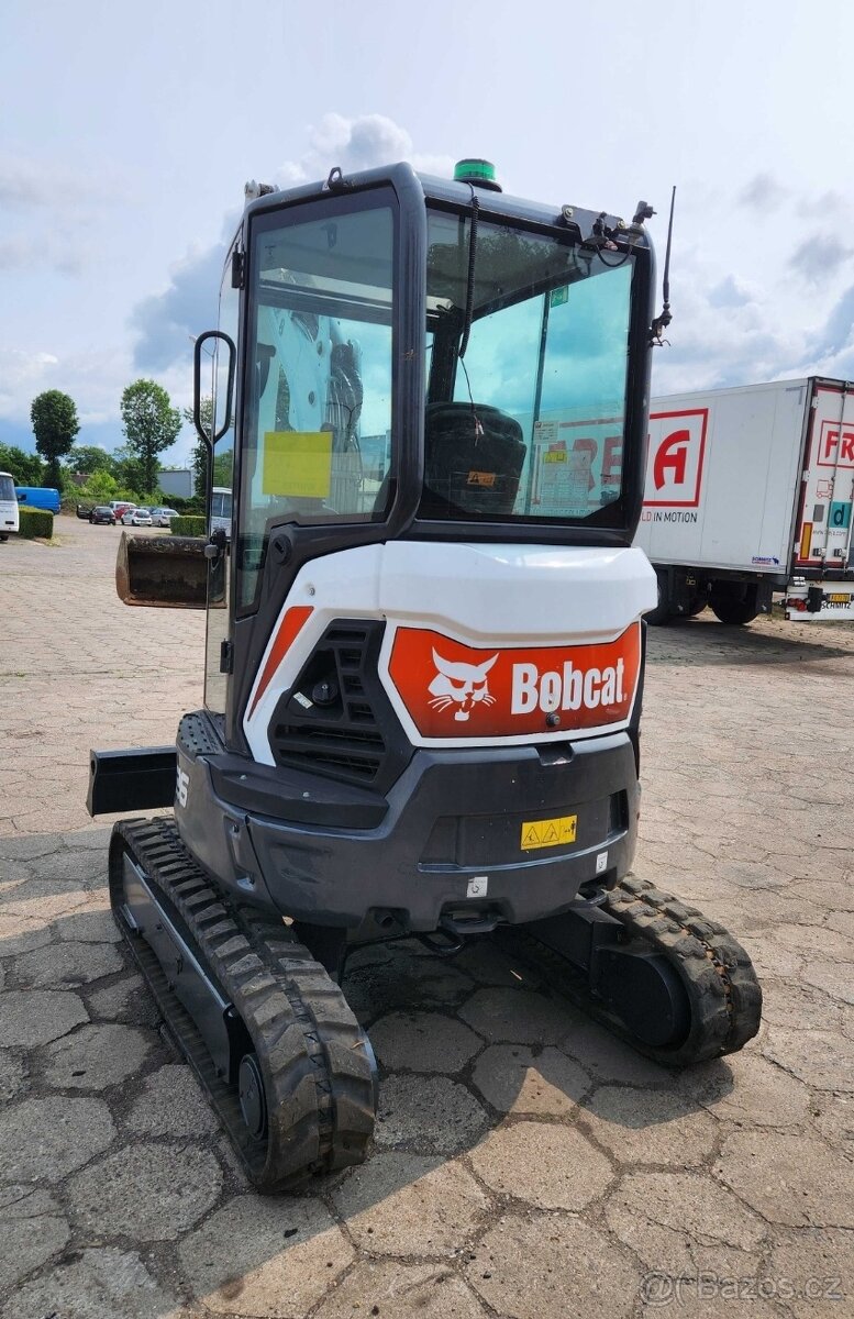 Minibagr bagr Bobcat E26.ne kubota.yanmar.volvo.jcb.car