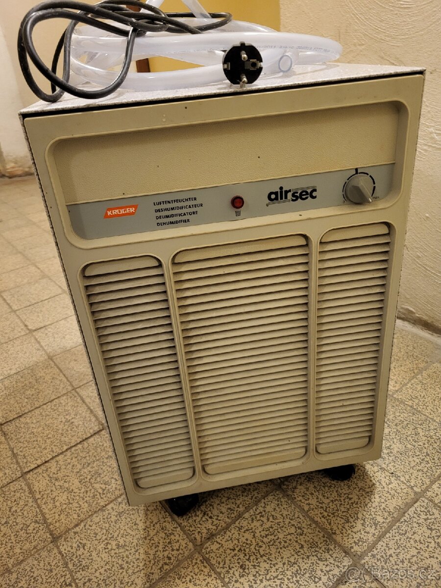 Odvlhčovač vzduchu Kruger 500W