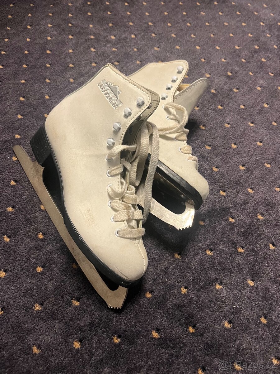 Dámské brusle-vel.38